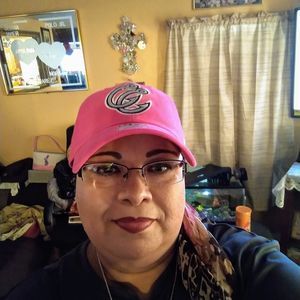 Meet your Posher, Nora